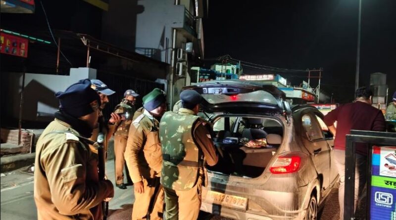 एसएसपी देहरादून के निर्देशों पर पूरे जनपद में दून पुलिस ने चलाया आकस्मिक चेकिंग अभियान