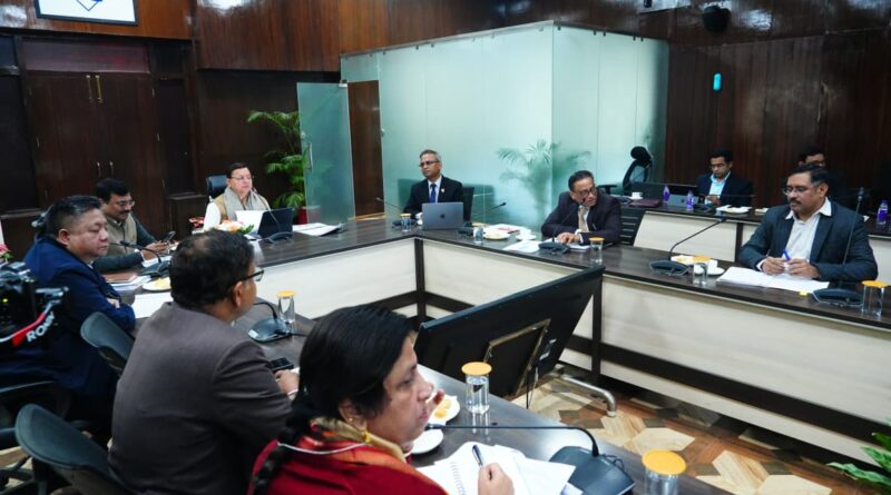 मुख्यमंत्री ने अधिकारियों को दिए राजस्व वसूली बढ़ाने के निर्देश