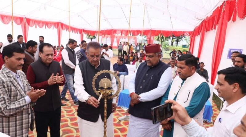 कृषि मंत्री गणेश जोशी ने रेशम कृषि मेले का किया शुभारंभ, बोले रेशम उत्पादन से बढ़ेगी किसानों की आय, उत्तराखण्ड बनेगा आत्मनिर्भर