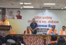 कार्यकर्ताओं की क्षमता, अनुभव और समर्पण से भाजपा अजेय बनी है : सीएम धामी