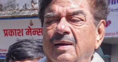 पटना: बांकीपुर उपचुनाव में प्रशांत किशोर को शत्रुघ्न सिन्हा का समर्थन, युवाओं से की खास अपील