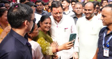 ड्रग फ्री उत्तराखंड से विकसित भारत-2047 तक, बनबसा में सीएम धामी का युवाओं से संवाद