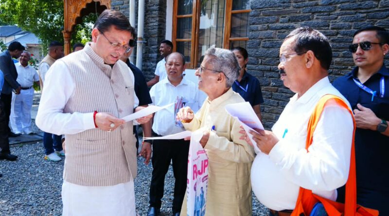 जनसमस्याओं का त्वरित एवं समयबद्ध समाधान सुनिश्चित करें – मुख्यमंत्री पुष्कर सिंह धामी