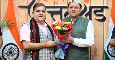 मुख्यमंत्री पुष्कर सिंह धामी के जन्मदिवस पर मुख्यमंत्री आवास में उमड़ा आत्मीयता का माहौल, मंत्रीगण, अधिकारी-कर्मचारी और जनप्रतिनिधियों ने दी शुभकामनाएं